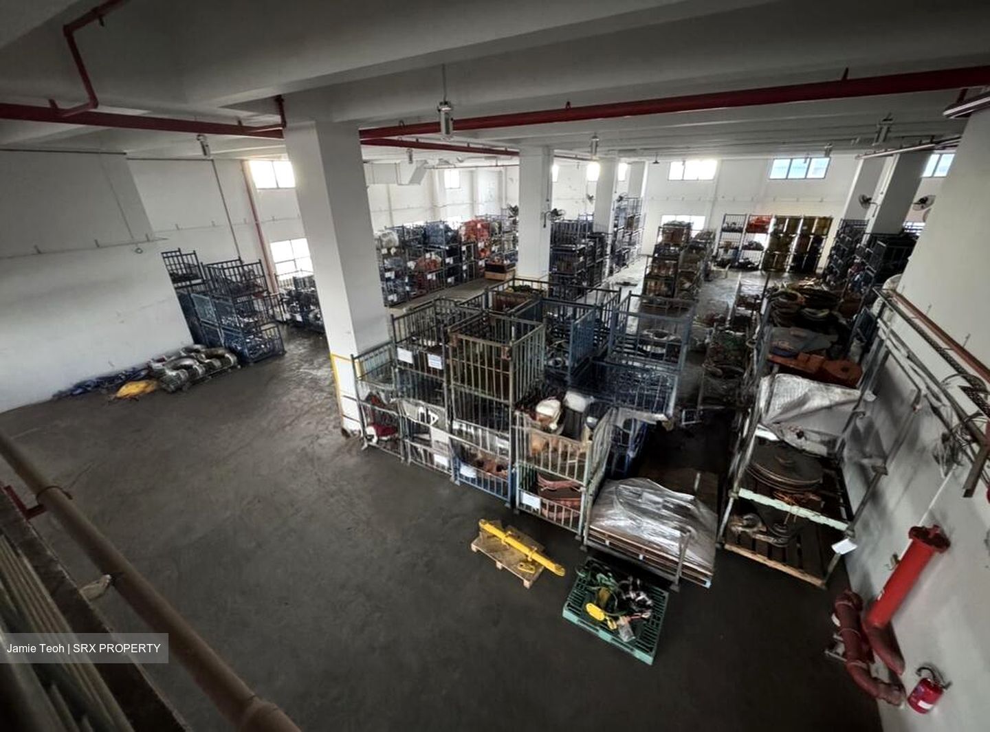 Gul Circle (D22), Warehouse #518426511